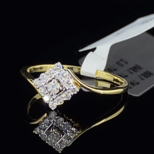 lab-grown-diamond-ring-yellow-gold-beautiful